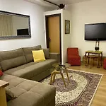 Deenco Apartment